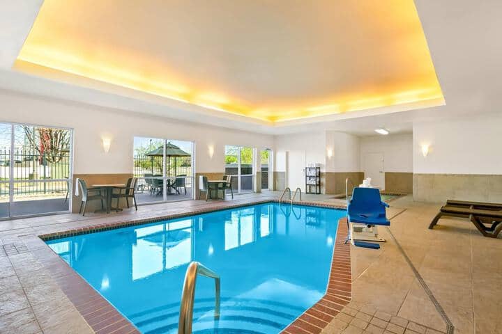 Pool 48 of 76
