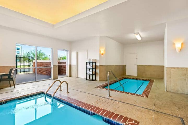 Pool 49 of 76